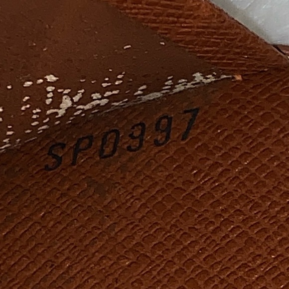 Sold✨LV MONOGRAM AGENDA MM ✨
Perfect for upcoming 2️⃣0️⃣2️⃣5️⃣😍🌷 - Picture 14 of 16